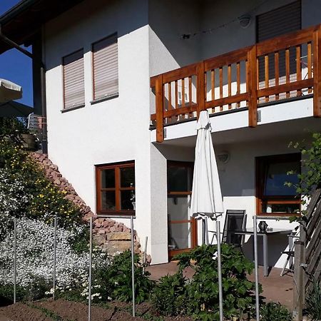 2-Zimmer-Ferienwohnung Gartenblick Rottweil Esterno foto